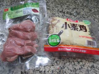香卤鸭肫炒小素鸡的做法步骤：1