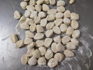 酸菜猪肉饺子的做法步骤：8