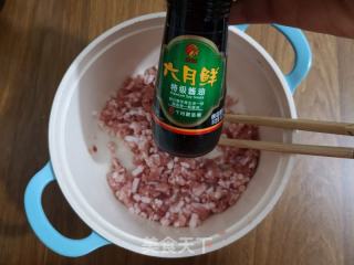 酸菜猪肉饺子的做法步骤：3