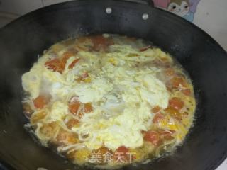 番茄金针菇蛋花汤的做法步骤：10