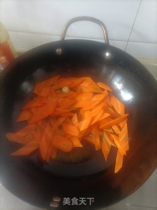胡萝卜炒驴肉的做法步骤：5