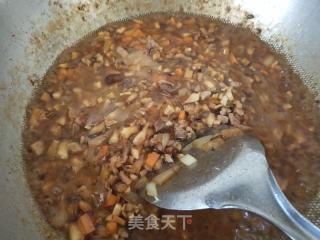 香菇肉酱的做法步骤：7