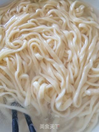 香菇肉卤手擀面的做法步骤：9