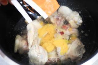 金汤花胶鸭的做法步骤：5