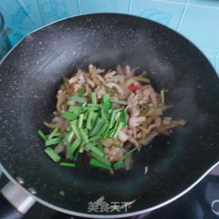 榨菜炒肉丝的做法步骤：8