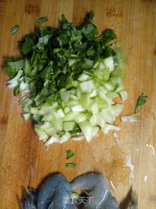 小油菜鲜虾粥的做法步骤：3