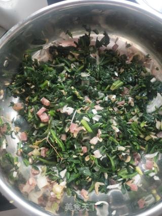 菠菜水饺的做法步骤：4