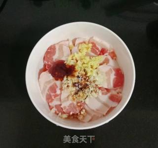 五花肉蒸土豆的做法步骤：4