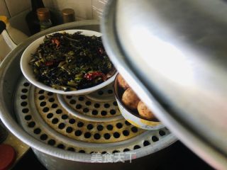 梅菜扣肉的做法步骤：13