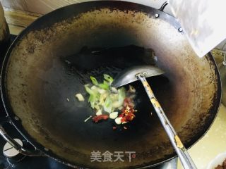 梅菜扣肉的做法步骤：9