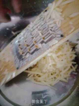 脚板薯丸子的做法步骤：2