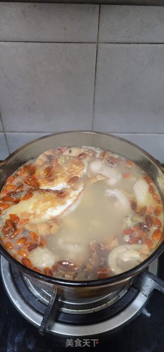 风姜煎蛋烧酒鸡汤的做法步骤：13