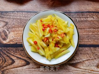 蒜泥小米椒拌西瓜皮的做法步骤：9