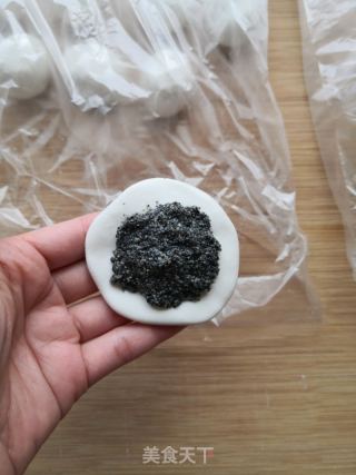 黑芝麻汤圆的做法步骤：7