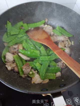 “五花肉”荷兰豆回锅肉的做法步骤：12