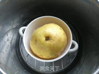 枸杞冰糖炖雪梨的做法步骤：5