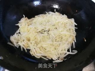 萝卜炒粉丝的做法步骤：4