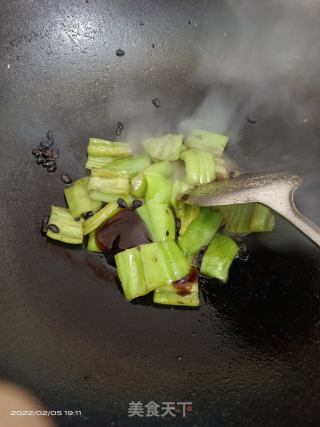 豆豉炒辣椒的做法步骤：5