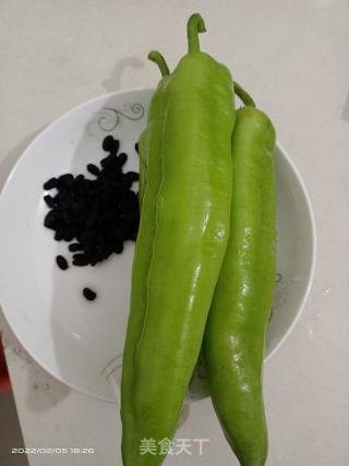 豆豉炒辣椒的做法步骤：1