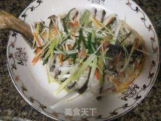 年年有鱼——清蒸大黄鱼的做法步骤：9