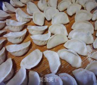 蒜苗白菜饺子的做法步骤：12
