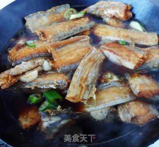 红烧带鱼的做法步骤：5