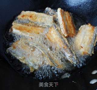 红烧带鱼的做法步骤：4