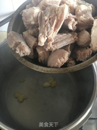 羊排炖萝卜的做法步骤：2