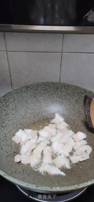 蒜苗炒五花肉的做法步骤：4