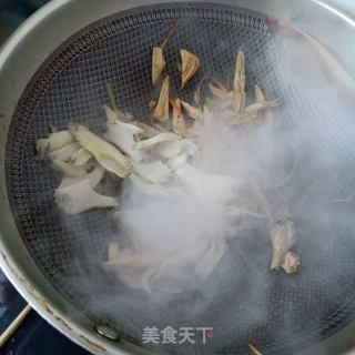 一夜暴富（腐竹炒鲍鱼）的做法步骤：19