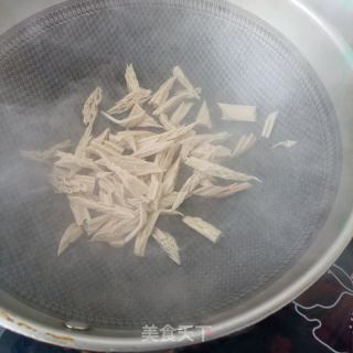 一夜暴富（腐竹炒鲍鱼）的做法步骤：16