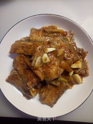 蒜香焖带鱼的做法步骤：10