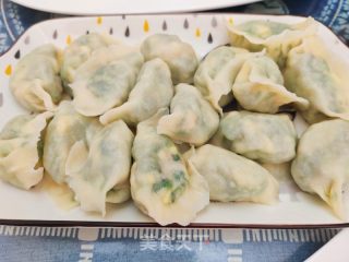 菠菜鸡蛋饺子的做法步骤：18
