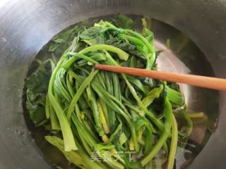 菠菜鸡蛋饺子的做法步骤：7