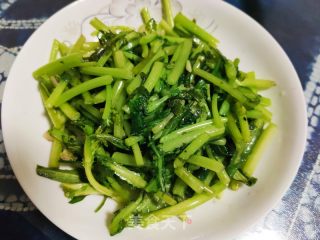 清炒茼蒿的做法步骤：8