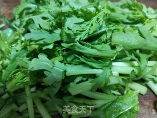 清炒茼蒿的做法步骤：2