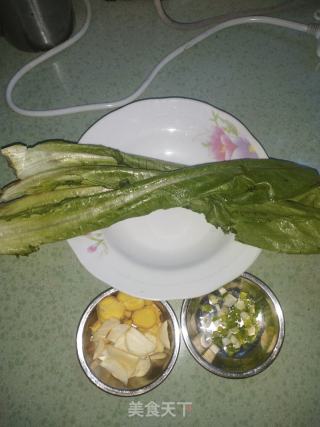 简易版狮子头的做法步骤：3