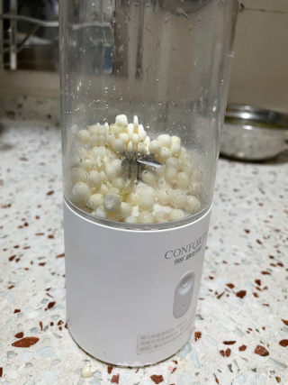 黑米芡实糕的做法步骤：1
