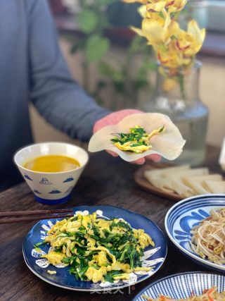 简单易做、柔软筋道的春饼的做法步骤：13