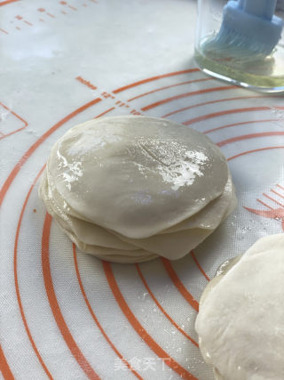 简单易做、柔软筋道的春饼的做法步骤：7