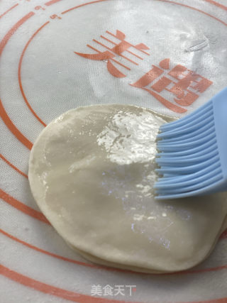 简单易做、柔软筋道的春饼的做法步骤：6