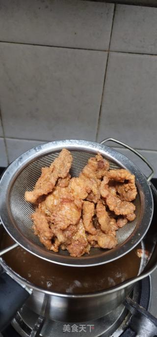 炸五花肉的做法步骤：11