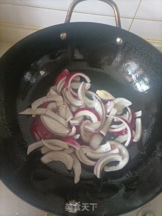 洋葱炒牛肉的做法步骤：7