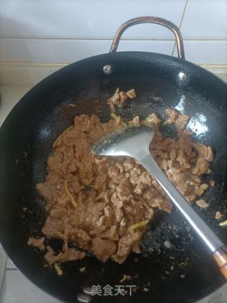 洋葱炒牛肉的做法步骤：5
