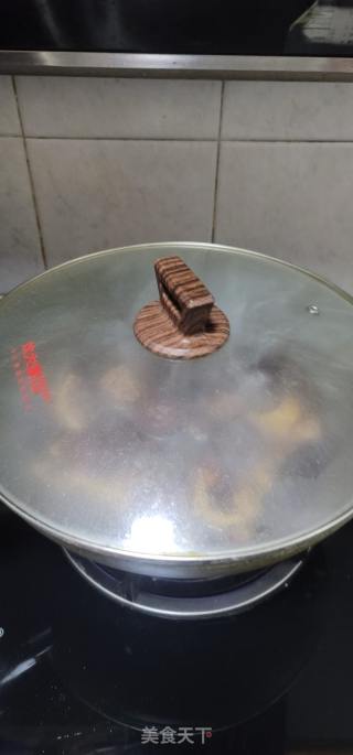 花菇焖鸭掌的做法步骤：10