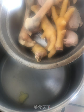 爪爪萝卜汤的做法步骤：4