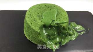 抹茶流心蛋糕，一勺挖下去，暖胃又暖心，大爱抹茶！的做法步骤：14
