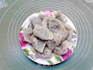 葱香腊肉蘑菇水饺的做法步骤：18