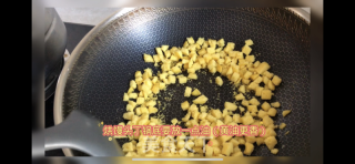 生馒头秒变美味披萨的做法步骤：12