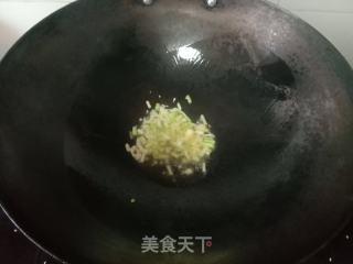 玉米青豆炒虾仁的做法步骤：4